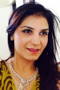 Profile of Namrata Oberoi