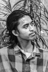 Profile of Royhan Hariri