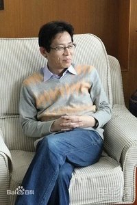 Profile of Hongshi Lu