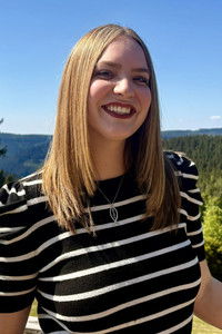 Profile of Ava Donahue