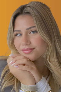 Profile of Rose Theron