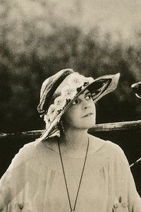Profile of Jane Murfin
