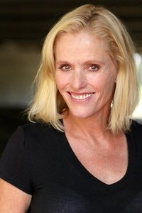 Profile of Julia Minesci