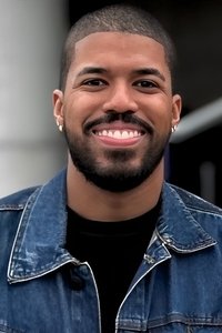 Profile of Caio César