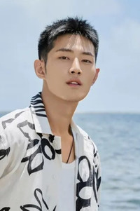 Profile of Yuan Mingze