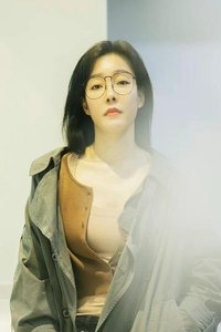 Profile of Han Zhen