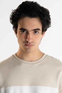 Profile of Sebastián Poza