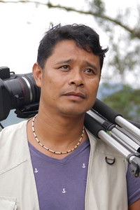 Profile of Alberto Alvares