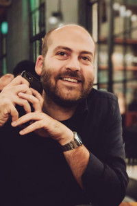 Profile of Lee Sacks