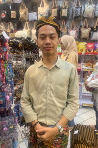 Profile of Khairuzzikri