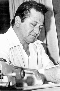 Profile of Ricardo Garibay