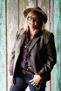 Profile of Michele Noble