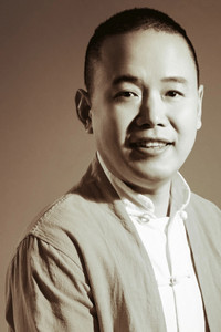 Profile of Yizhi Tan