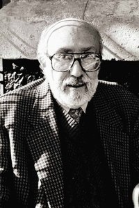 Profile of Emilio Carballido