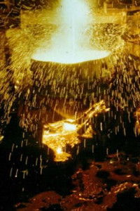 Poster for L'uomo il fuoco il ferro