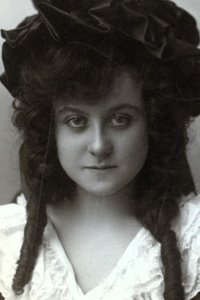 Profile of Anna Laughlin