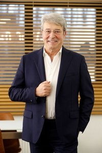 Profile of Garry Hagger