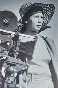 Profile of Abya Farid