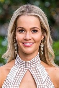 Profile of Helena Sauzier