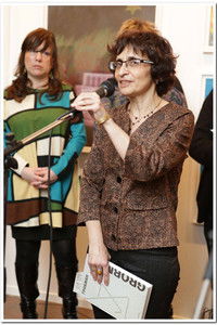 Profile of Lola Kantor