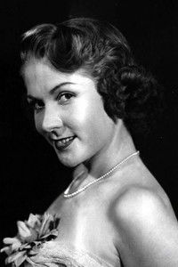 Profile of Vera Nunes