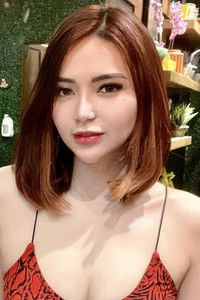 Profile of Shiena Yu