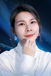 Profile of Song Yiyi