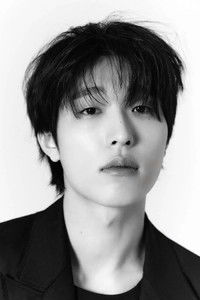 Profile of Jin Ho-eun