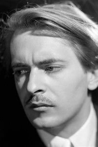 Profile of Samson François