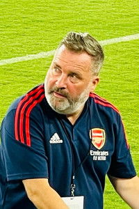 Profile of Stuart MacFarlane