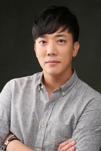 Profile of Kim Hwan