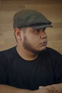 Profile of Félix de León