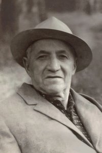 Profile of Vladimir Shveytser