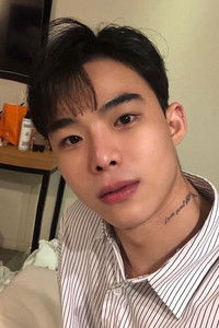 Profile of 윤하윤