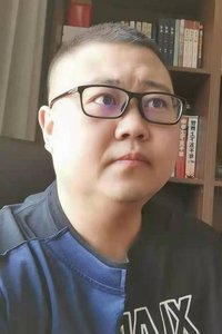 Profile of Wei Xiao Yu