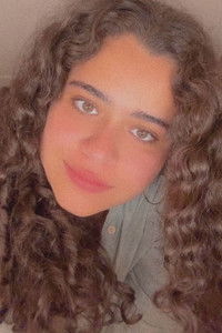 Profile of Analice Bezerra