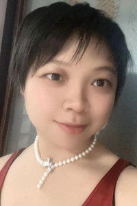 Profile of Echo Huang