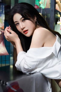 Profile of 赵一曼