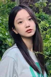 Profile of Yifan Shi