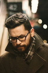 Profile of Alejandro Hernández