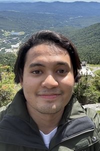 Profile of Bhumin Komas