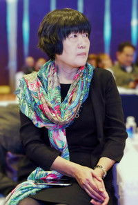 Profile of Lingling Qian