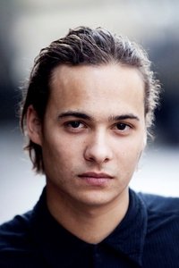 Profile of Frank Dillane