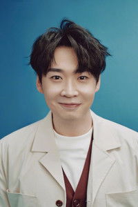 Profile of Wang Guang