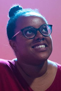 Profile of Ana Carolina