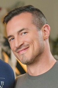 Profile of Derek Kage