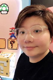 Profile of Weiqian Yang