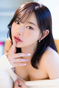 Profile of 三葉ちはる