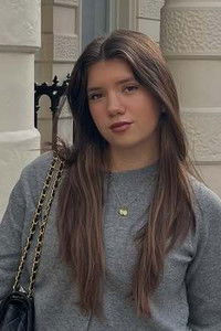 Profile of Sienna Van Looveren