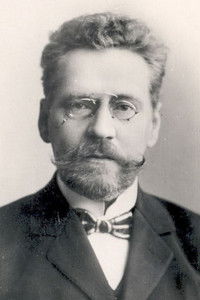 Profile of Eduard Bornhöhe